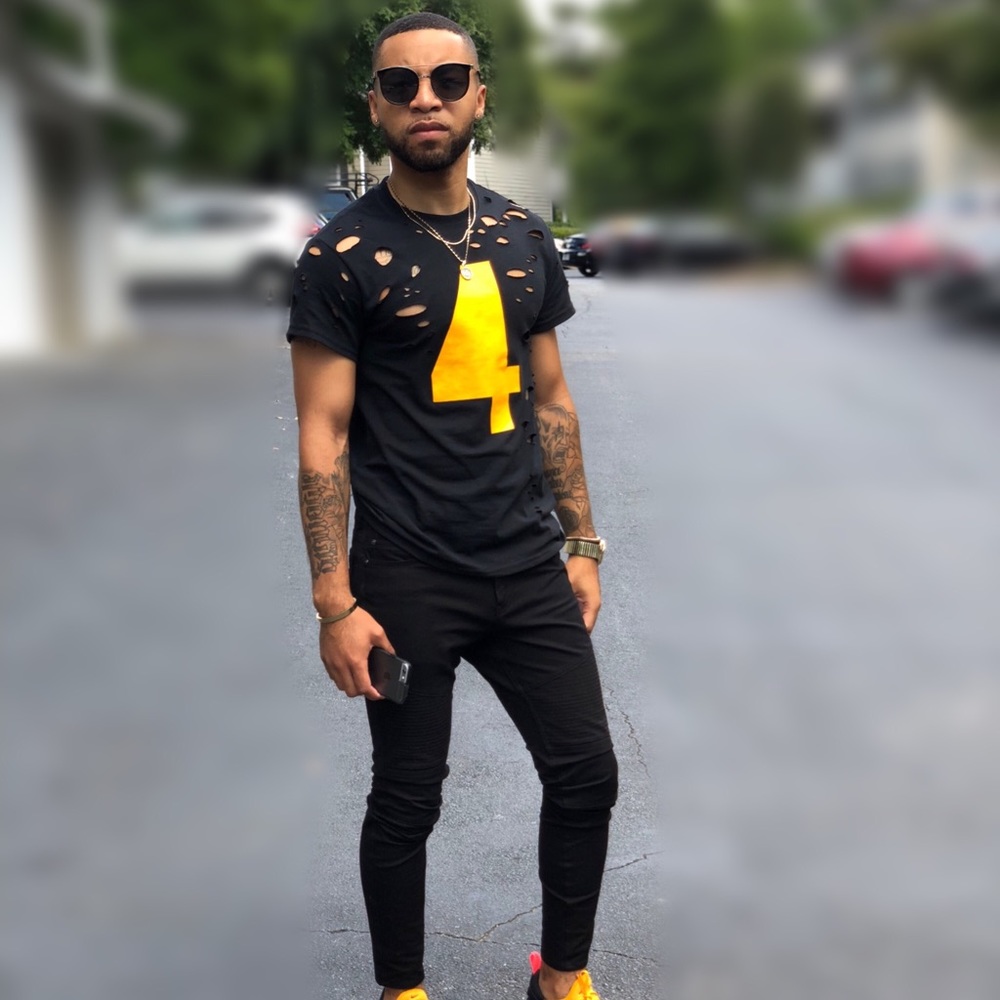 4 Tee